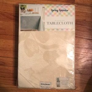 SPRING SPLENDOR 60x144 Tablecloth